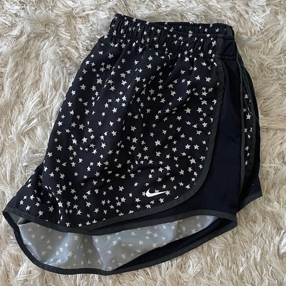 Nike Dri-Fit women’s star running/workout shorts. Color: Black & White
